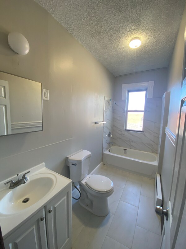 Photo - 844-850-850 Park St Unit 4W