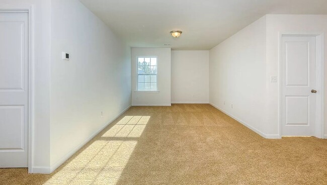 Photo - Spacious Newer Construction In Candler