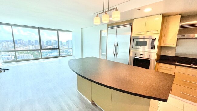 LUXURY DOWNTOWN PENTHOUSE w/ PANORAMIC VIE... - LUXURY DOWNTOWN PENTHOUSE w/ PANORAMIC VIE...