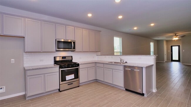 Photo - 31310 Spotted Saddle Hollow