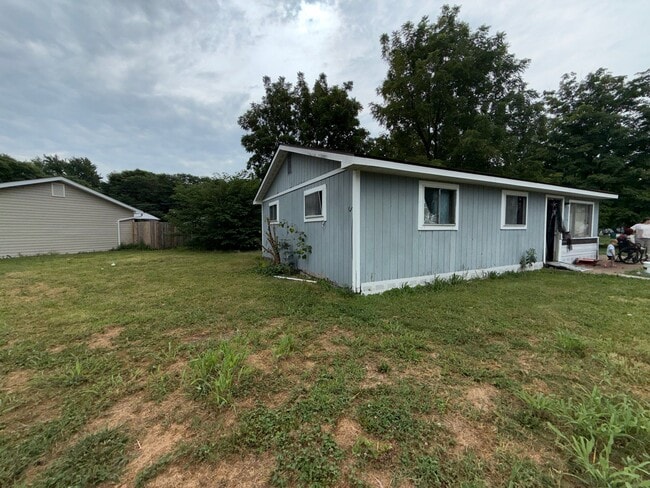 Photo - 1060 Water St