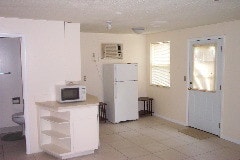 Sala principal - 6923 Holiday Rd N