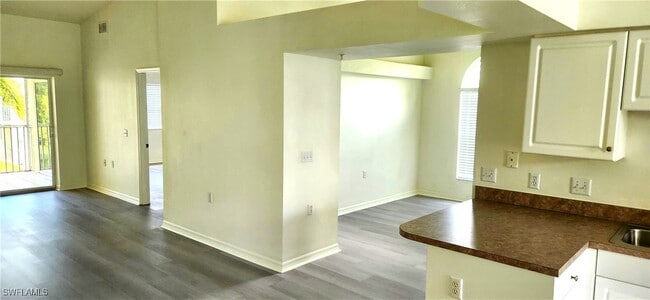 Photo - 4925 Sandra Bay Dr Unit 205