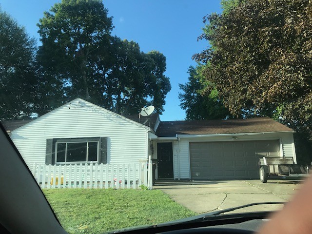 Photo - 2842 Decamp Rd