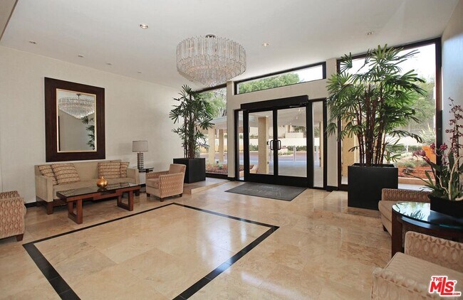 Photo - 1155 N La Cienega Blvd Unidad 1110 Rental