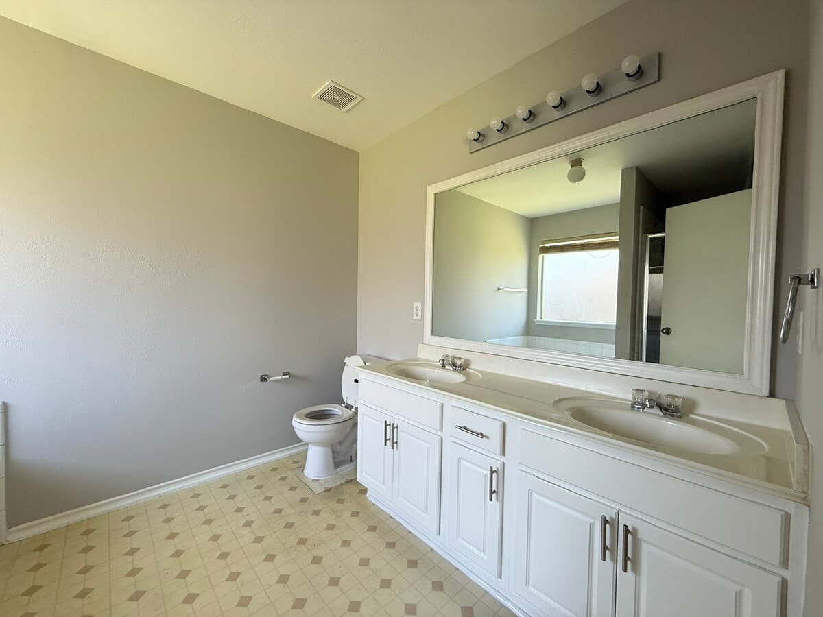 Photo - 12510 Magnolia Canyon