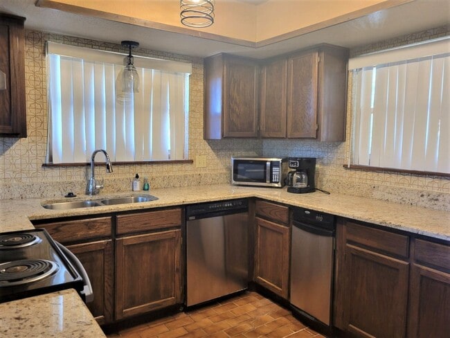 Photo - Large Townhome with Views of Sierra Blanca and IMG lake