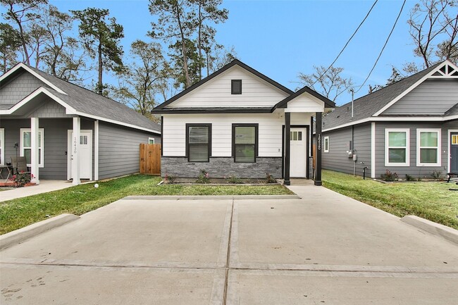 Photo - 16426 Eastchase St