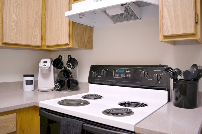 Photo - Red Rose Manor