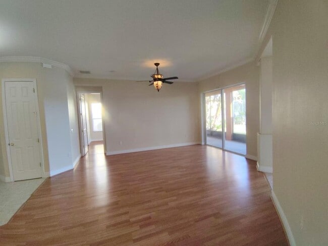 Photo - 843 Glendora Rd