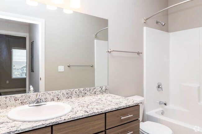 1HAB, 1BA - Evan - The 8801 CLO