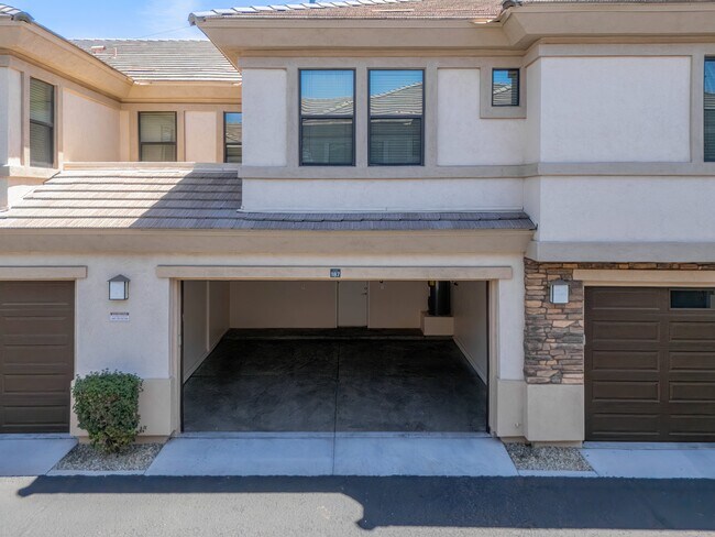 Photo - Cobalt on 32nd Street