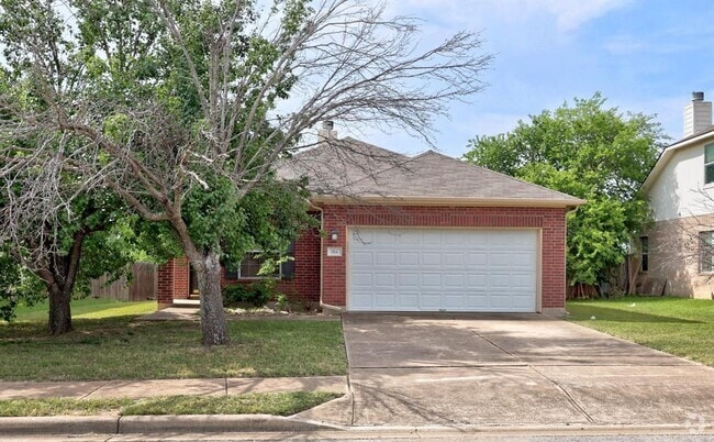Building Photo - 914 N Creek Blvd Rental