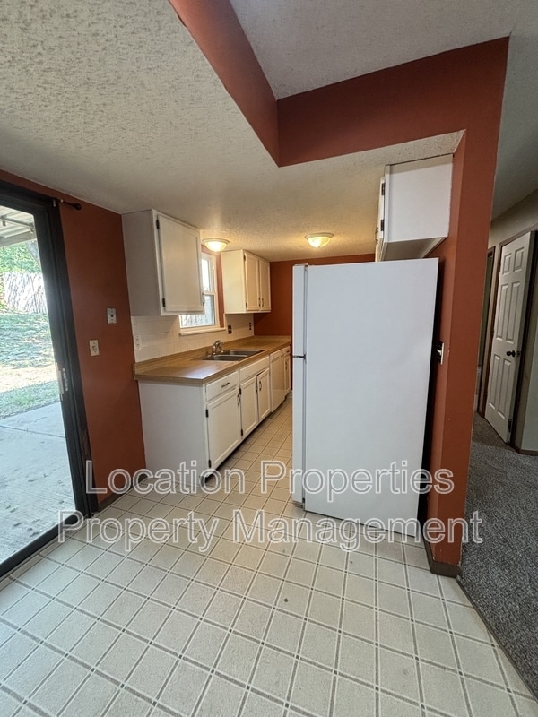 Photo - 2401 Sequoia Ct