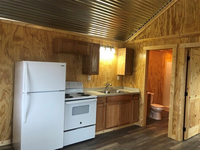 Photo - 110 Pine Tree Loop