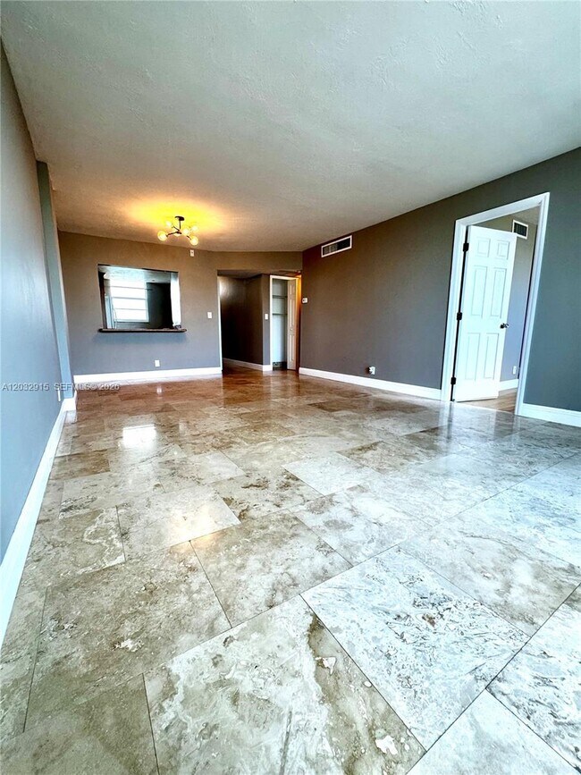 Photo - 3545 NE 166th St Unit 805