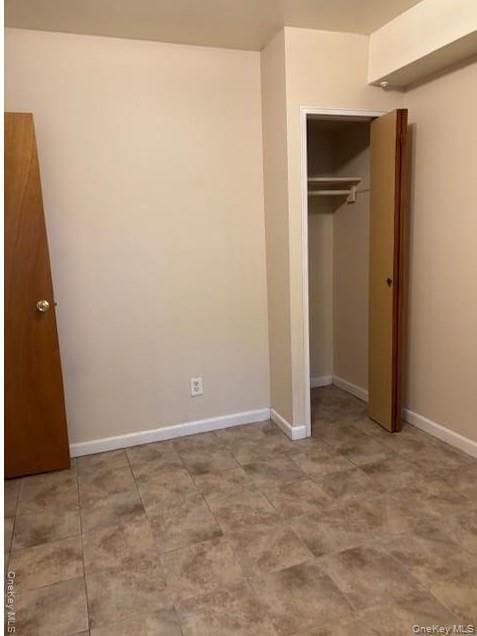 Building Photo - 92-08-92242 242nd St Rental