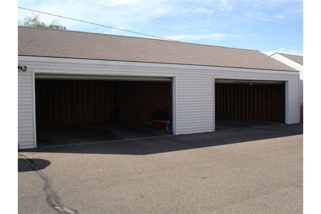 Ridgeview Apartments