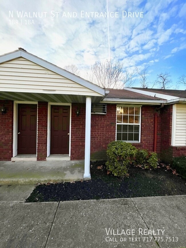 Photo - 302 N Walnut St