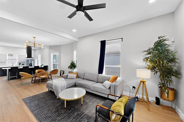 Photo - 712 W Eighth St