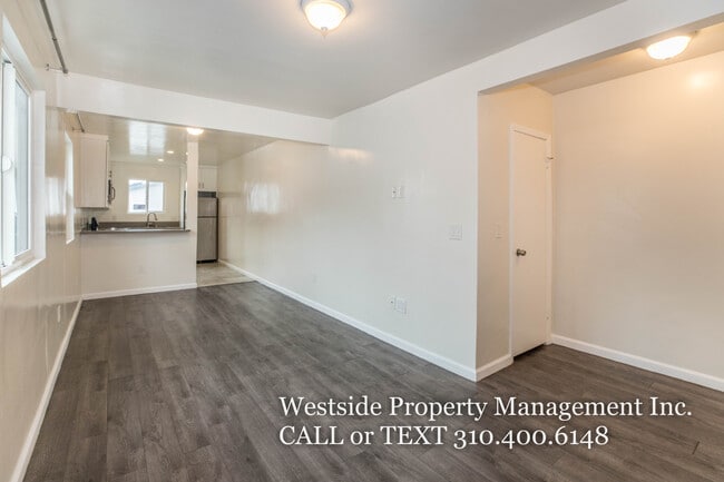 Photo - 1270 W 39th St