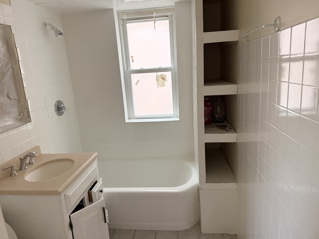 Photo - 4253 N Austin Ave
