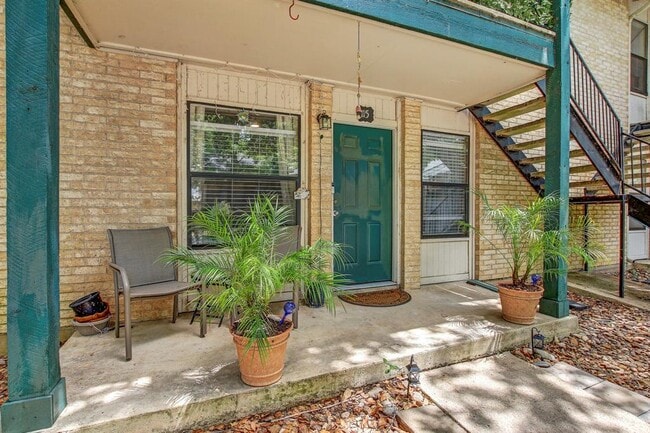 Photo - 1624 Aquarena Springs Dr Unidad B115