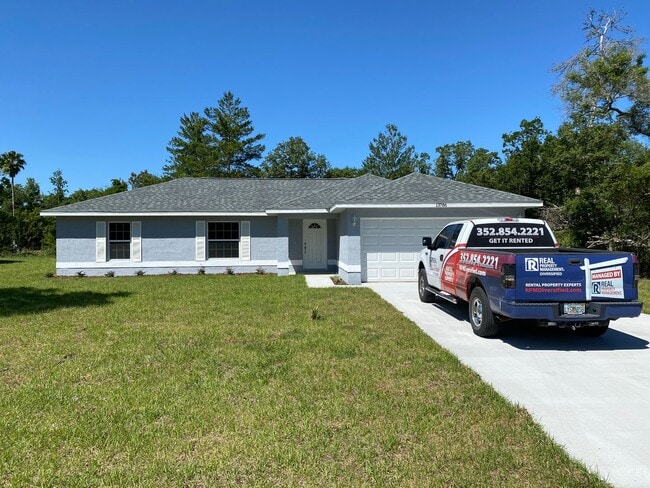 Building Photo - Desirable SW Ocala Neighborhood 3/2/2 *WON... Rental