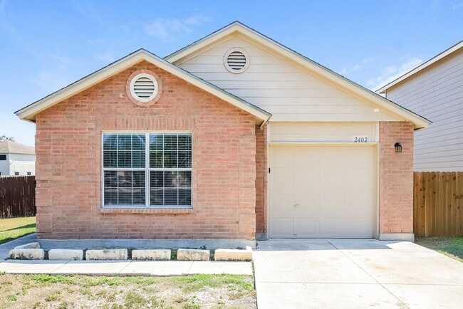 Building Photo - 2402 Sunview Lake Rental