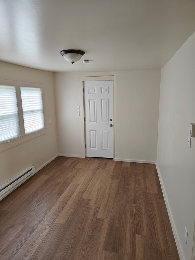 Photo - 56 Roland St