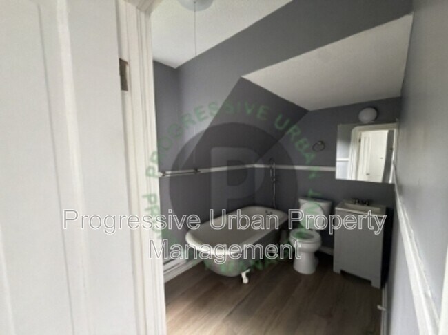 Photo - 4144 Hyde Ave