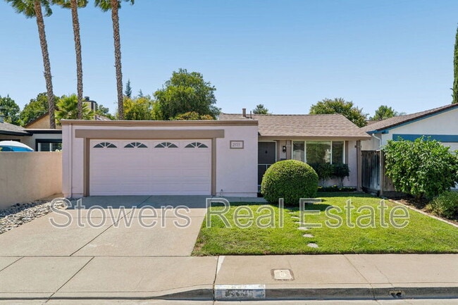 2535 Heatherlark Cir
