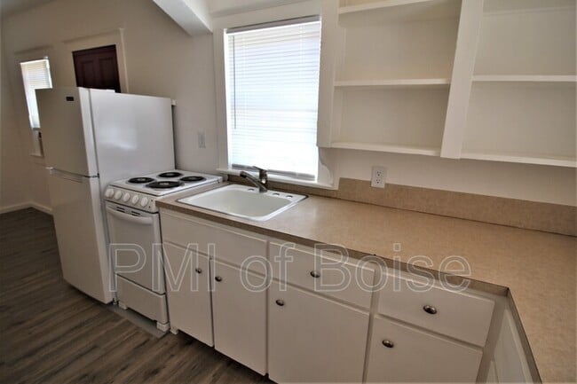 Photo - 317 E Bannock St Unit Apt 3