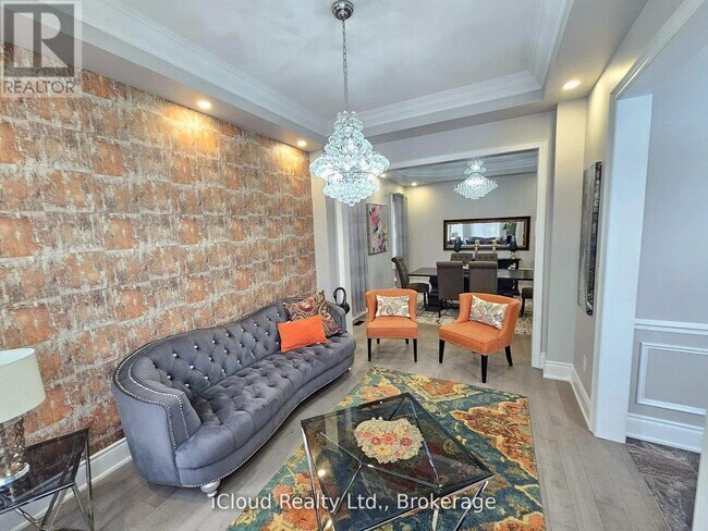 Photo - 227 Humphrey St