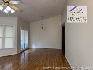 Photo - 1635 Derrydowne Ct