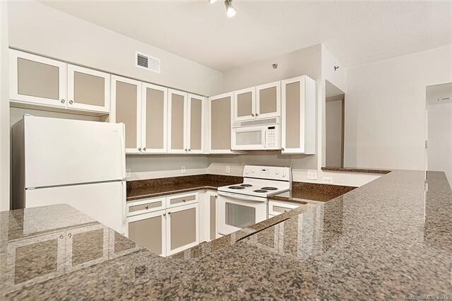 Photo - 1315 East Blvd Unit 406
