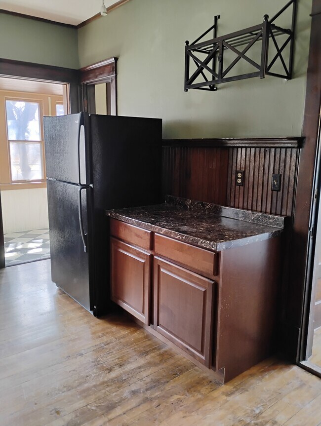 Photo - 1407 Girard Ave N Unit 2