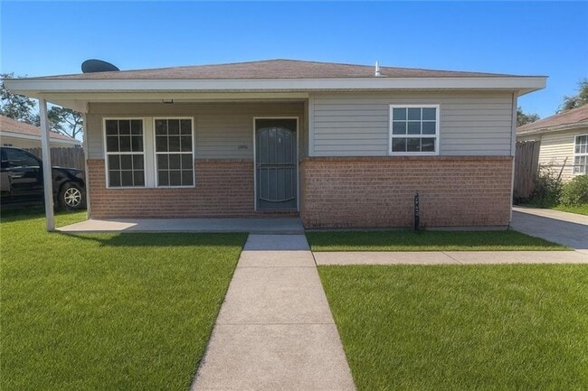 Building Photo - 7854 Star St