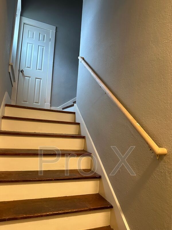 Photo - 125-127 S Connor Ave