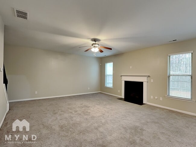 Photo - 2455 Quincy Loop