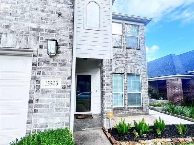 Building Photo - 15503 Hickory Dale St Rental
