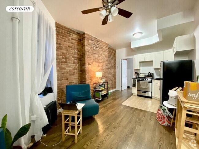 Building Photo - 15 W 100th St Rental