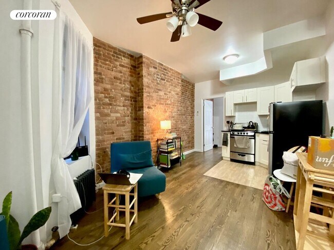 Photo - 15 W 100th St Apartment