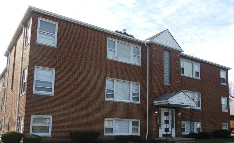 Primary Photo - State Road Apartment North