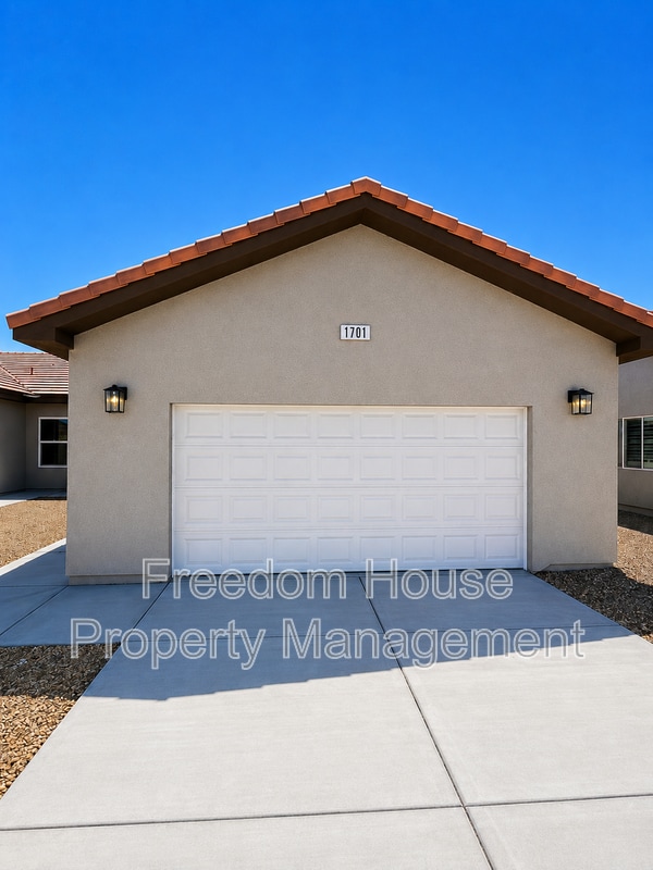 Photo - 1701 Sycamore Ave