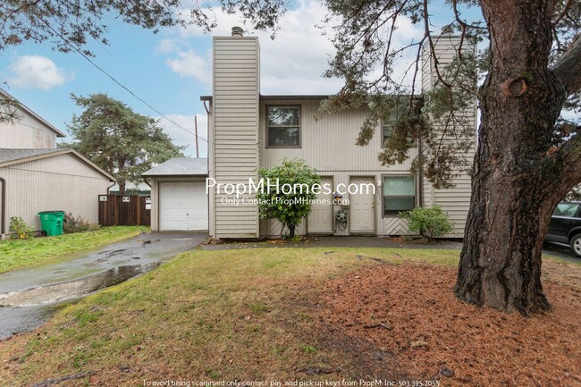 Building Photo - 1032-1032 NE 81st Ave Unit 1032 NE 81st Avenue