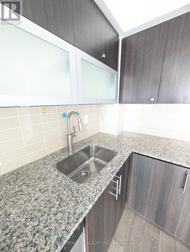 Photo - 275 Yorkland Rd Unit 2007