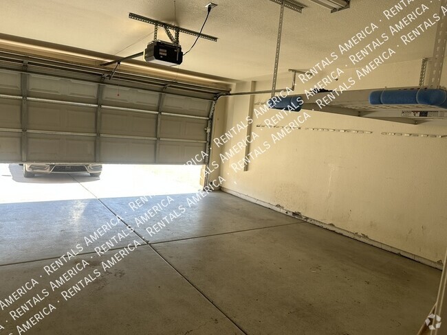 Building Photo - 8768 W Berridge Ln Rental