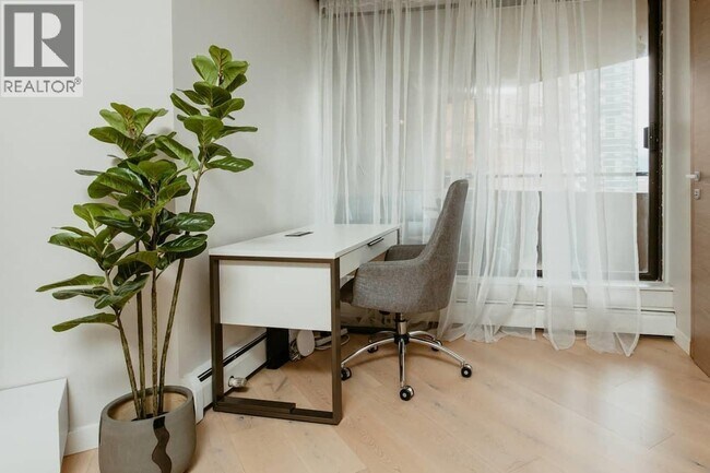 1455 Robson St Unit 407