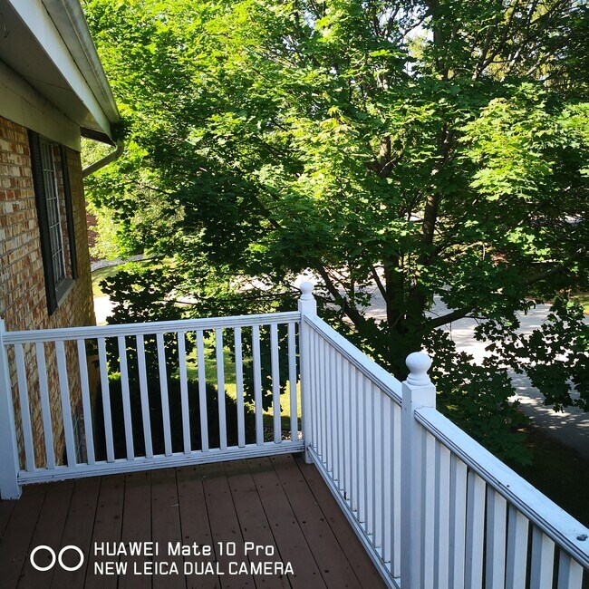 Super Deck - 524 Laurel Lake Rd Unit Laurel Lake